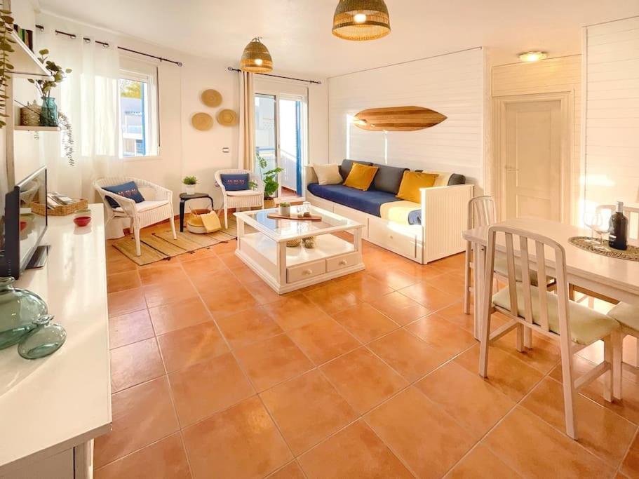 Ks Costa Mayka - San Jose - Kaleria Suites מראה חיצוני תמונה