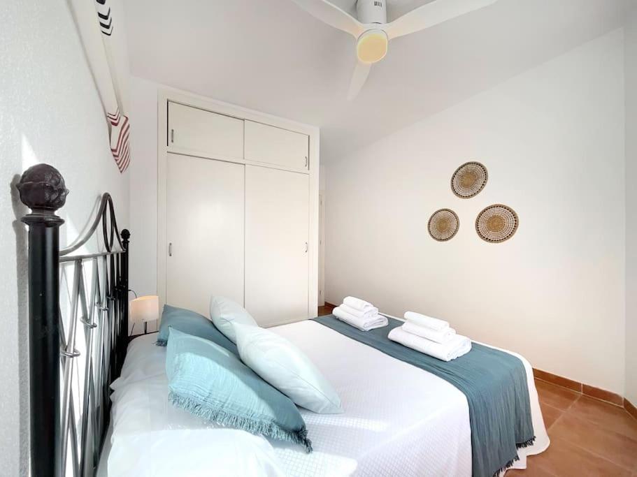 Ks Costa Mayka - San Jose - Kaleria Suites מראה חיצוני תמונה